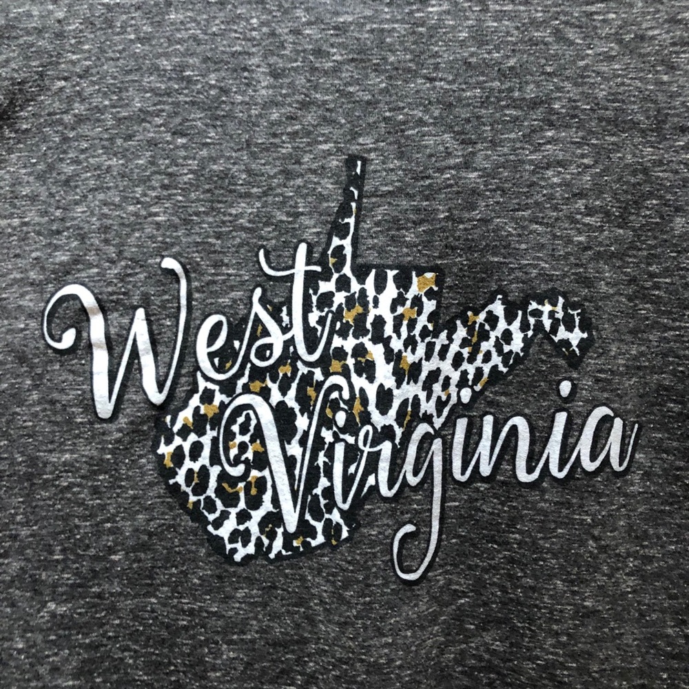 WV gray T-shirt